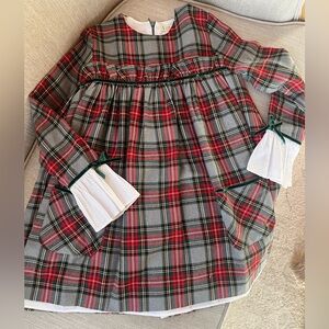 Spanish classic Holiday dress, beautiful sleeve, size 8.